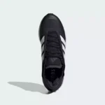 ⁦Adidas Avryn Shoes Black & White⁩ - الصورة ⁦4⁩